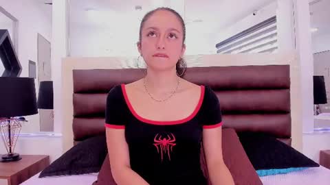 charlot  online show from June 15, 8:22 pm