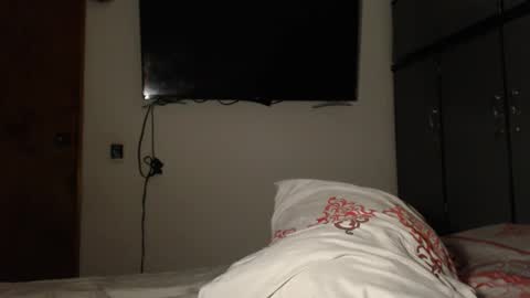 Snapshot of charloth_jones99 chatting on March 8, 12:11 am charlotte online show from March 8, 12:11 am