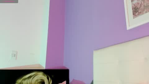 Snapshot of charlotte1117 chatting on May 18, 4:57 pm Char 3 online show from May 18, 4:57 pm