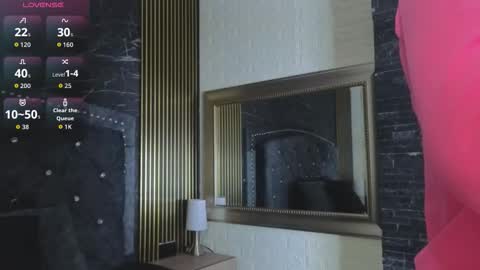 Snapshot of charlotte__g chatting on February 16, 10:44 am charlotte online show from February 16, 10:44 am