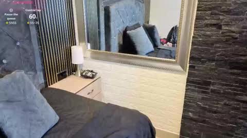 Snapshot of charlotte__g chatting on February 23, 9:39 am charlotte online show from February 23, 9:39 am