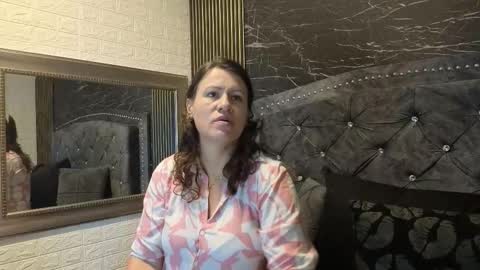 Snapshot of charlotte__g chatting on March 18, 10:07 am charlotte online show from March 18, 10:07 am