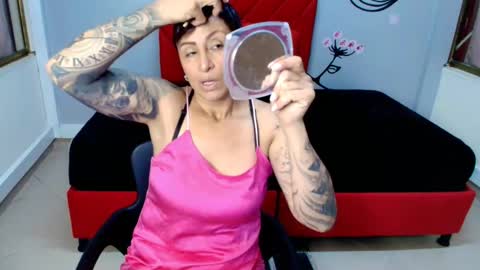 CHARLOTTE GRAY online show from October 12, 12:15 pm