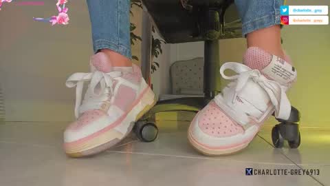 charlotte  grey online show from November 7, 8:31 pm