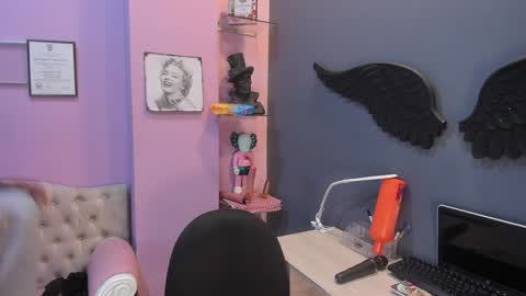  CHARLOTTE BROWN  online show from January 3, 11:25 am