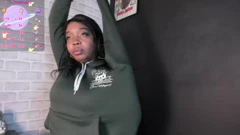 Snapshot of charlotte_brown_1 chatting on May 7, 10:53 am CHARLOTTE BROWN online show from May 7, 10:53 am
