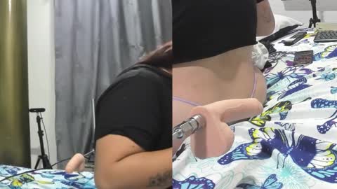 Snapshot of charlotte_cloee chatting on March 24, 3:33 am charlotte_cloee online show from March 24, 3:33 am