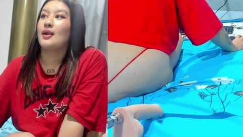 Snapshot of charlotte_cloee chatting on March 26, 3:34 am charlotte_cloee online show from March 26, 3:34 am