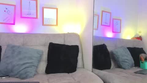 Charlotte online show from May 15, 10:00 am