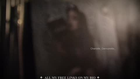 Snapshot of charlotte_germanotta_ chatting on January 31, 2:39 pm Charlotte online show from January 31, 2:39 pm