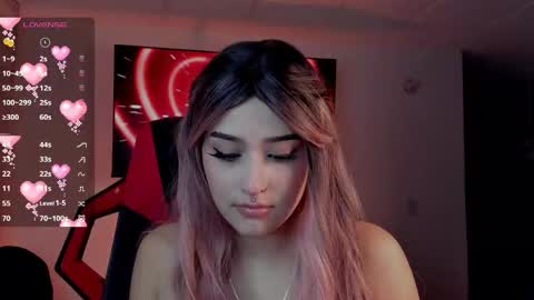 Charlotte  online show from November 10, 2:54 am