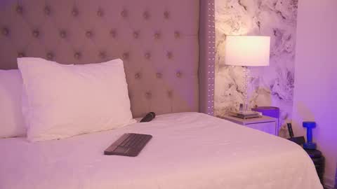 Charlotte online show from February 12, 4:18 am