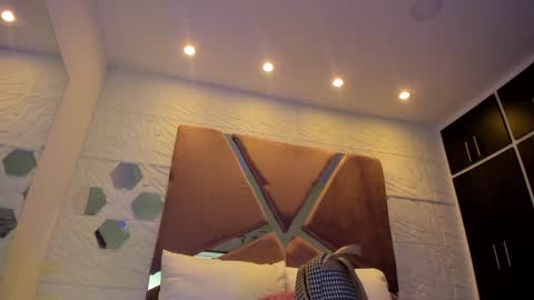 Charlotte Icee online show from December 2, 4:31 pm