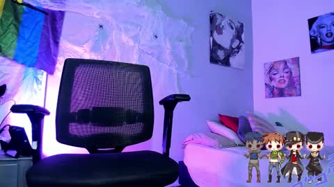 Charlie  online show from October 17, 5:54 am