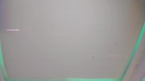 Snapshot of charlotte_line chatting on October 10, 5:45 pm charlotte_line online show from October 10, 5:45 pm