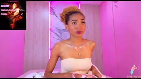 CHARLOTTE online show from November 30, 12:20 pm