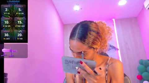 CHARLOTTE online show from January 6, 11:58 am