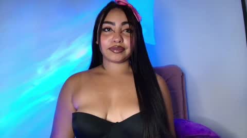 charlotte_princess_1 online show from February 2, 6:15 am