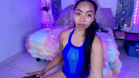 Snapshot of charlotte_princess_1 chatting on April 6, 6:25 am charlotte_princess_1 online show from April 6, 6:25 am