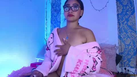 Snapshot of charlotte_princess_1 chatting on June 11, 5:27 am charlotte_princess_1 online show from June 11, 5:27 am