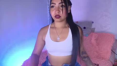 Snapshot of charlotte_princess_1 chatting on June 15, 1:41 am charlotte_princess_1 online show from June 15, 1:41 am