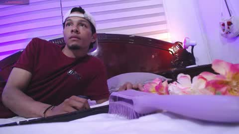 Charlotte   online show from December 1, 5:23 am