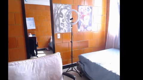 Snapshot of charlotte_temple chatting on January 7, 2:30 pm Charlotte online show from January 7, 2:30 pm