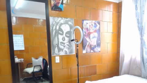 Snapshot of charlotte_temple chatting on March 4, 1:49 pm Charlotte online show from March 4, 1:49 pm