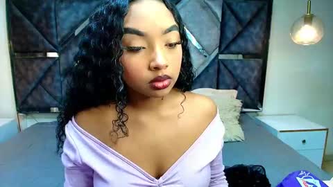 charlotte_walker1 online show from September 26, 2:32 pm