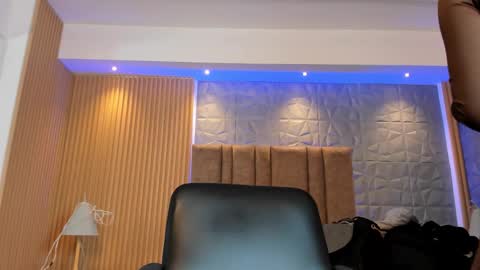 Snapshot of charlotte_whitee1 chatting on October 8, 11:08 am Charlotte Everyday From 0700 to 1300 Col Time online show from October 8, 11:08 am