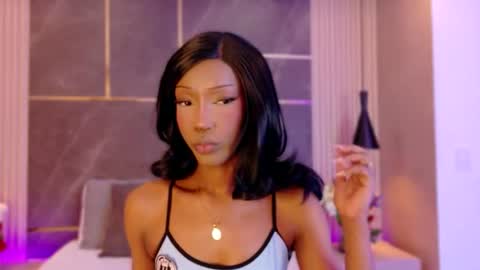 charlottebrandt_ online show from July 12, 3:30 am