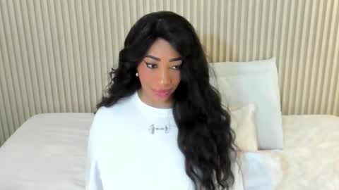 Snapshot of charlottebrowns__ chatting on August 1, 11:42 am Charlotte online show from August 1, 11:42 am