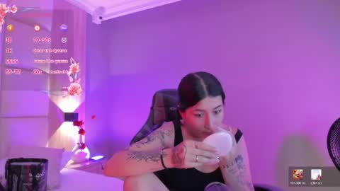 Charlottee online show from July 24, 3:15 am