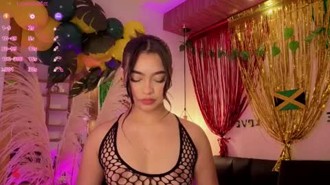 Snapshot of charlotteg18 chatting on April 11, 2:49 am Charlote online show from April 11, 2:49 am