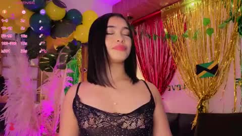 Snapshot of charlotteg18 chatting on April 13, 2:17 am Charlote online show from April 13, 2:17 am