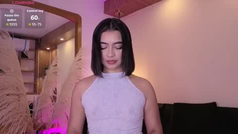 Snapshot of charlotteg18 chatting on May 12, 3:36 am Charlote online show from May 12, 3:36 am
