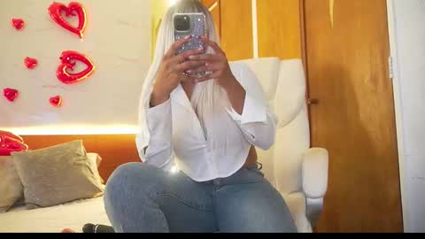 Charlottekiss online show from February 17, 11:22 pm