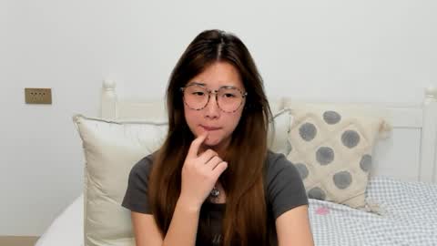 Snapshot of charlottelin chatting on January 9, 1:58 pm Charlotte online show from January 9, 1:58 pm