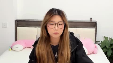 Snapshot of charlottelin chatting on March 13, 3:18 pm Charlotte online show from March 13, 3:18 pm