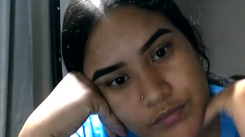 charlottequeen_21 online show from July 2, 12:32 am