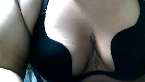 charlottequeen_21 online show from July 22, 1:08 am