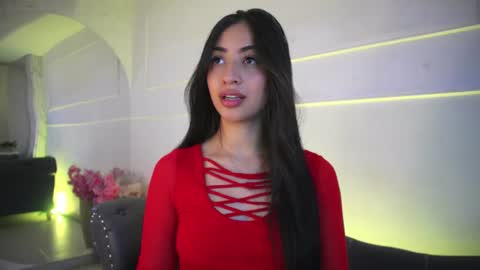 Lauren Rus online show from July 28, 12:34 pm