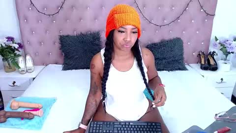 Charlotte online show from February 18, 2:49 pm
