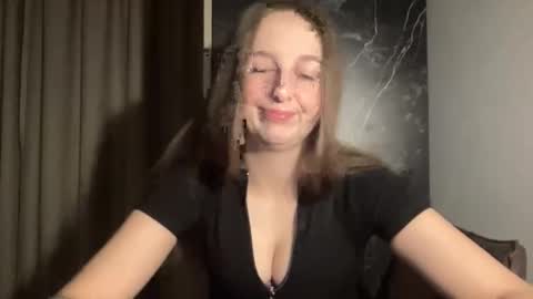 Snapshot of charlottexgold chatting on March 24, 9:09 pm CharlotteXGold online show from March 24, 9:09 pm