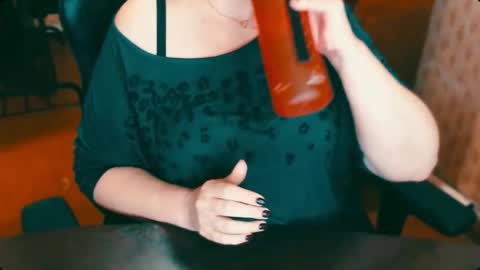 CharlotteXTasty online show from October 15, 11:10 am