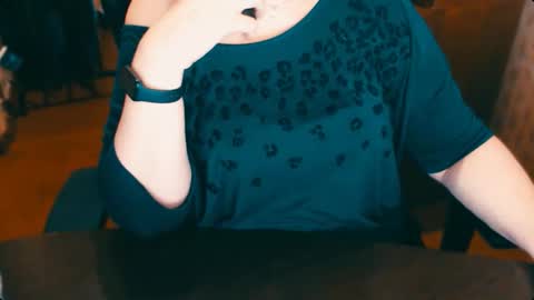 CharlotteXTasty online show from November 24, 11:21 am