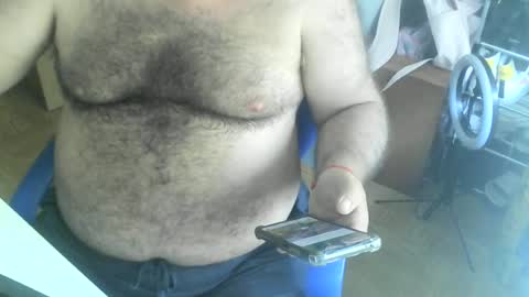 charly online show from June 16, 8:39 am