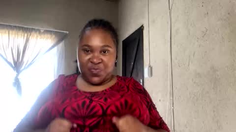 Snapshot of charmainphilly25 chatting on December 15, 7:56 am CharmainPhilly25 online show from December 15, 7:56 am