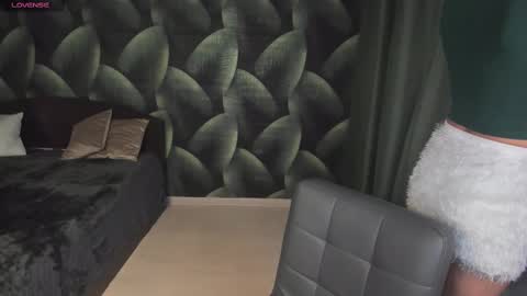 Bianca online show from March 12, 4:56 pm