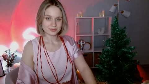 Michelle  online show from December 13, 6:00 am